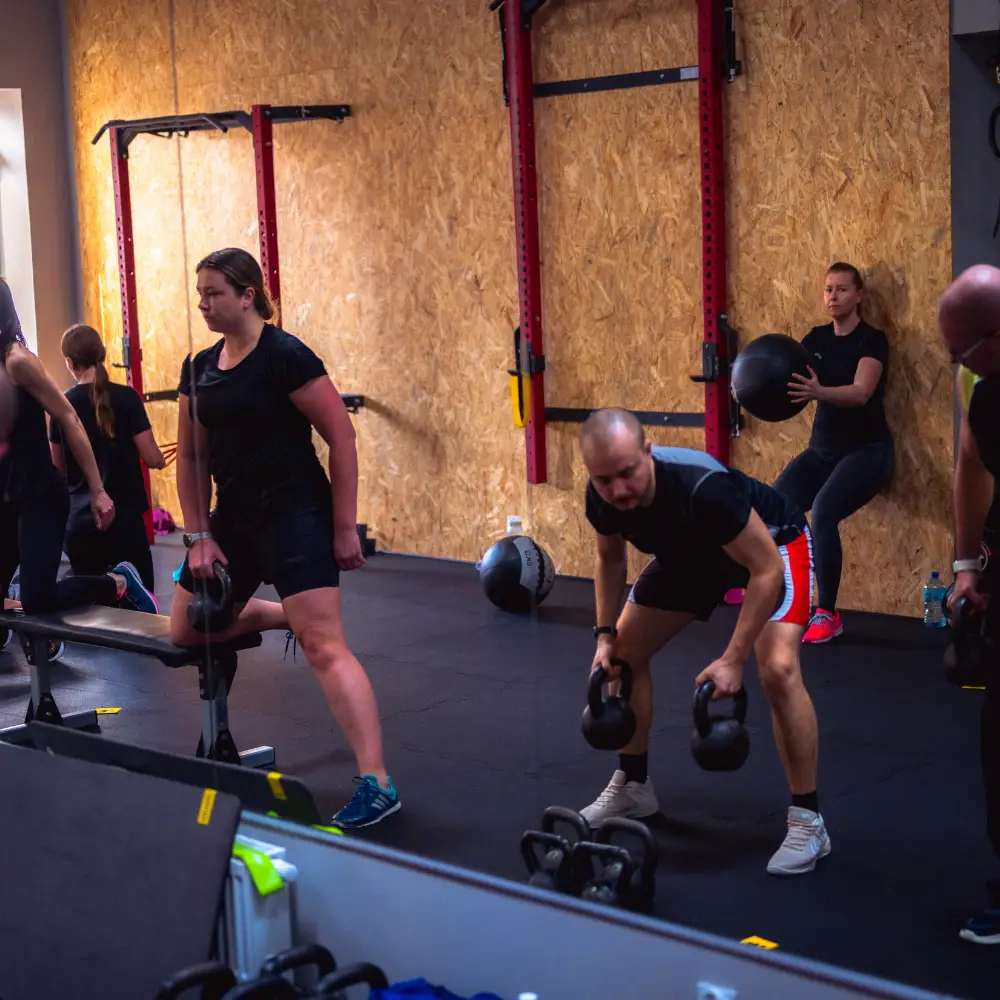 Trening Obwodowy Pabianice gdzie warto klub fitness Fabryka Dzika zajęcia fitness